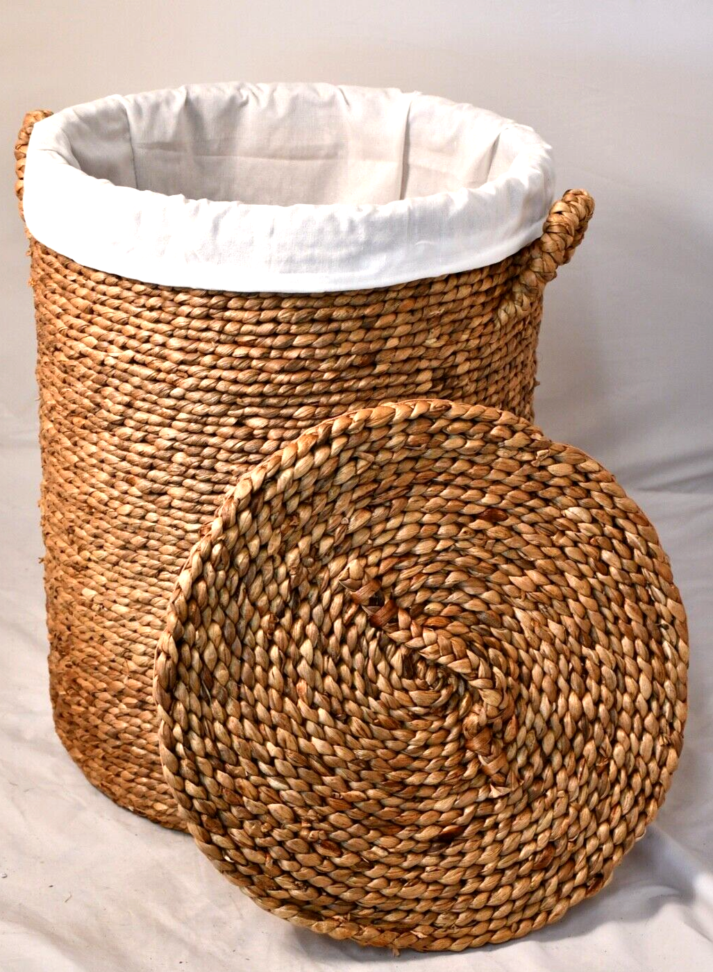 Banana leaf laundry basket