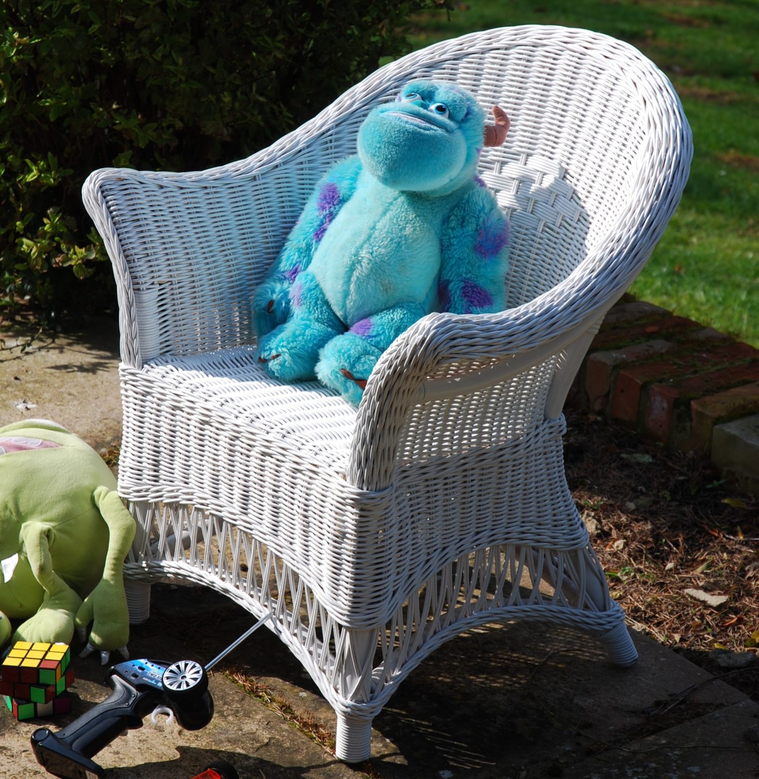 Kids Lloyd Loom Style Chair White Garden Wonders UK